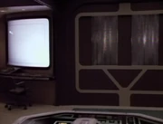 Inner isolation door