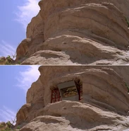 Hidden/exposed observation post on Mintaka III