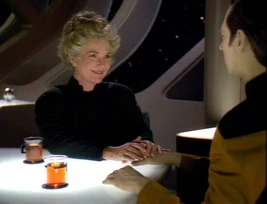 Juliana Tainer und Data