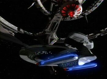 Nebula class docked at DS9 lower pylon 1