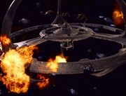 Deep Space 9 wird vom Dominion angegriffen