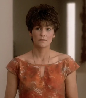 Eline, a female Kataan native