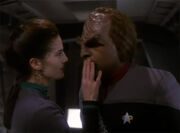 Jadzia and Worf say their goodbyes