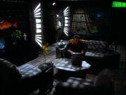 O'Brien in seinem Quartier auf Deep Space 9