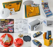 Burger King Germany Star Trek TNG Kids Club Toys.jpg (1.05 MB) 1994 TNG toys