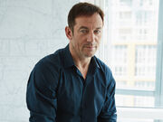 Jason Isaacs