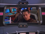 Chakotay Captain der Val Jean.jpg (93 KB) Bei der Kontaktaufname mit der USS Voyager