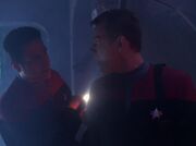 Chakotay und Paris auf der Equinox