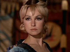 Eleen, a Capellan female