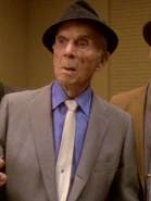 Carl Zeemo Hologramm.jpg (86 KB) …und als Carl-Zeemo-Hologramm.