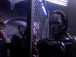 Cardassian officer shuts gate