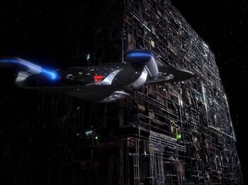 Enterprise-D und Borg-Kubus