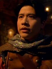 Harry Kim als Beowulf