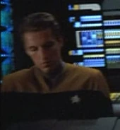 Male relief tactical officer, 2374.jpg (10 KB) Voyager officer Star Trek: Voyager Recurring character (uncredited)
