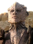 Paul Eckstein als Limara'Son …