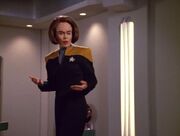 B'Elanna Torres entschuldigt Chakotays Verhalten