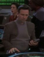 Bajoran DS9 ops officer 7