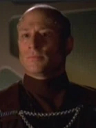 …und als Krenim-Kommandant.