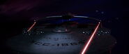 USS Reliant feuert Phaser auf USS Enterprise im Mutara-Nebel