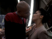 Sisko and Yates no kiss