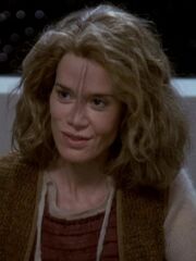 Tracey Ellis als Yifay