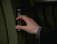 Susan Lewis, Course Oblivion.jpg (41 KB) Hand double for Roxann Dawson VOY: "Course: Oblivion" (uncredited)