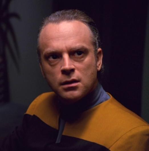 Star Trek: Voyager's Starfleet Serial Killer Explained By Producer