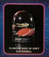 Enesco KBoP waterball.jpg (117 KB) Klingon Bird-of-Prey Waterball