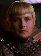 Sela 2368.jpg (101 KB) Sela, ein romulanischer/menschlicher Hybride.