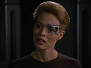 Seven pleads with Chakotay