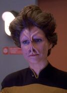 2370: Espèce inconnue (Nara) (TNG: "Eye of the Beholder")