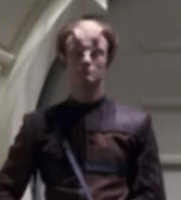 Penk's species guard 2.jpg (8 KB) Alien guard VOY: "Tsunkatse" (uncredited)