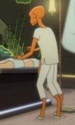 Dove Edosian attendant