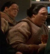 Pakleds at Quark's, 2372.jpg (16 KB) Played by unknown actors (DS9: "Starship Down")