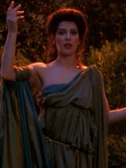 …als Göttin der sinnlichen Freuden,…