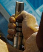 Hypospray, alternate.jpg (37 KB) Federation hypospray, 2250s (alternate reality)