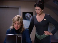 Clare próbuje zlokalizować krewnych