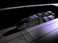 Runabout wird auf Habitatring gebracht.jpg (64 KB) …auf den Habitatring…