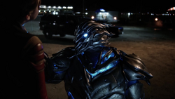 Savitar choking Jesse Quick