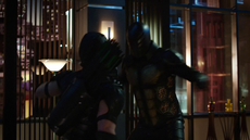 Green Arrow fights the bee-man