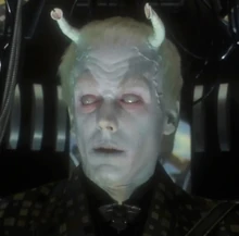 Gareb, an Aenar male.