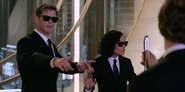 Men In Black International 2019 Screenshot 1440.jpg (141 KB)