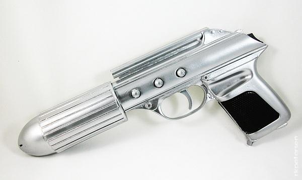 MEN IN BLACK J2 PISTOL プロップモデルキット Standard Issue Agent Sidearm (J2) Prop Replica by Factory