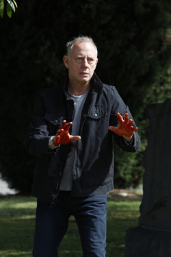 S6 EP8 McAllister escapes and is injured by Jane