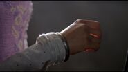Enchanted Bracelet (4x09)