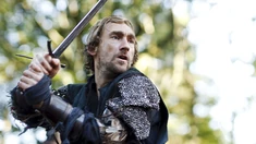Joseph Mawle as Alvarr