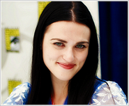 Katie McGrath Comic Con 2011-1