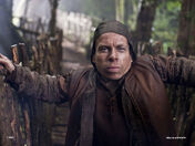 Warwick Davis as Grettir