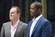 Adrian Lester HQ (104)