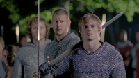 Arthur leads the attack to retake Camelot